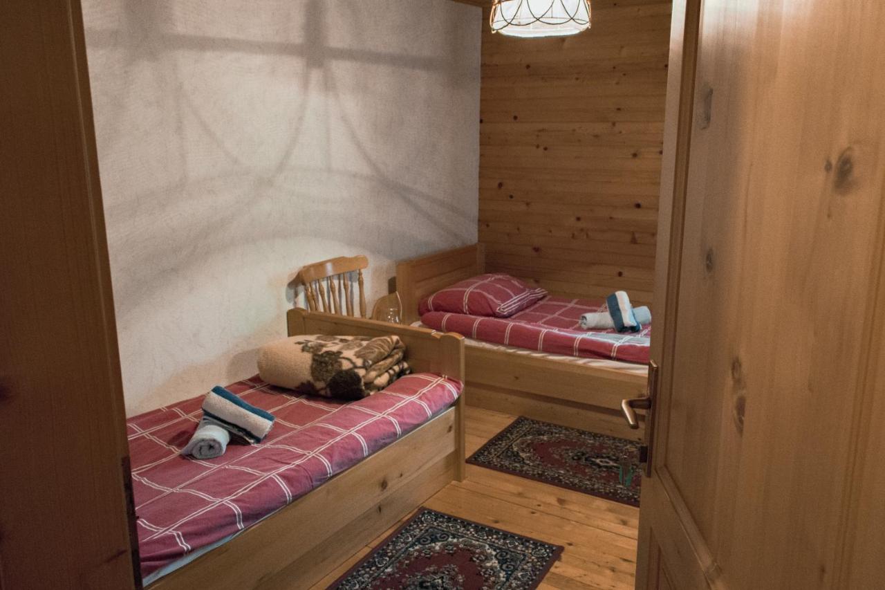 Penzijon Urbanc Bed and Breakfast Lovrenc na Pohorju Buitenkant foto
